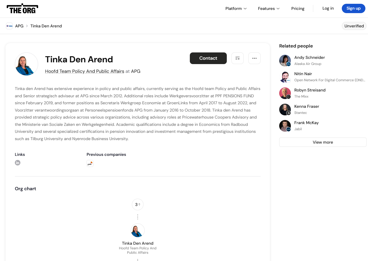Screenshot van The Org organisatieprofiel van Tinka den Arend bij APG, met haar positie in het organogram als Head of Policy and Public Affairs